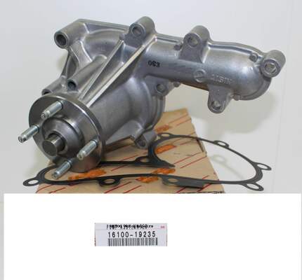 OEM Genuine Water PUMP to fit Landcruiser 1HZ, 1HD-T,1HD-FT,1HD-FTE.