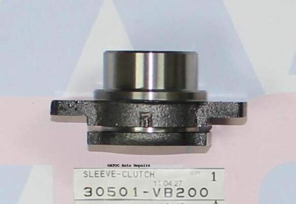 OEM Genuine Clutch Thrust Bearing mounting sleeve to fit GU Patrol TD42, TD42T