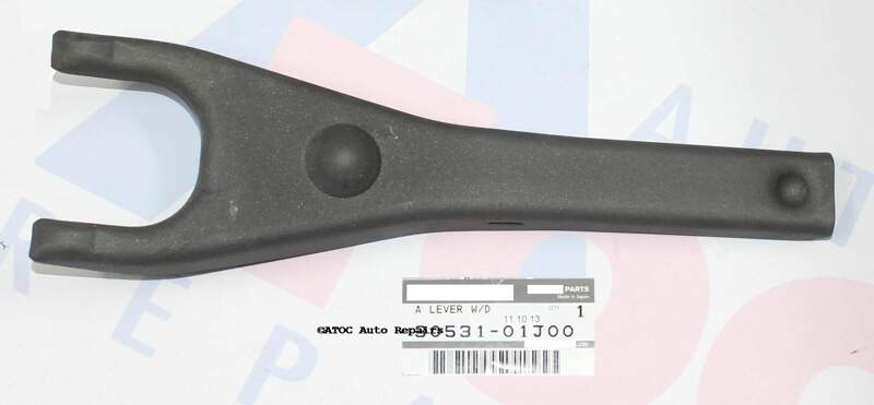 OEM Genuine Clutch FORK to fit GQ Patrol with TD42, TB42 engines