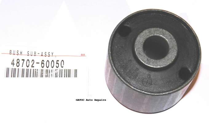 OEM Genuine Rubber Radius Arm Bush to fit Toyota Landcruiser 80 & 105 series ( front ).