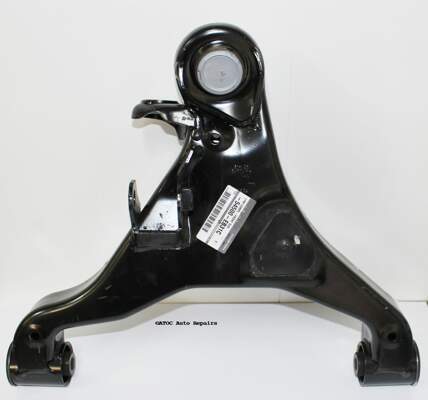 OEM Genuine RHS Lower Wishbone and Ball joint to fit Nissan D40 & R51 Pathfinder
