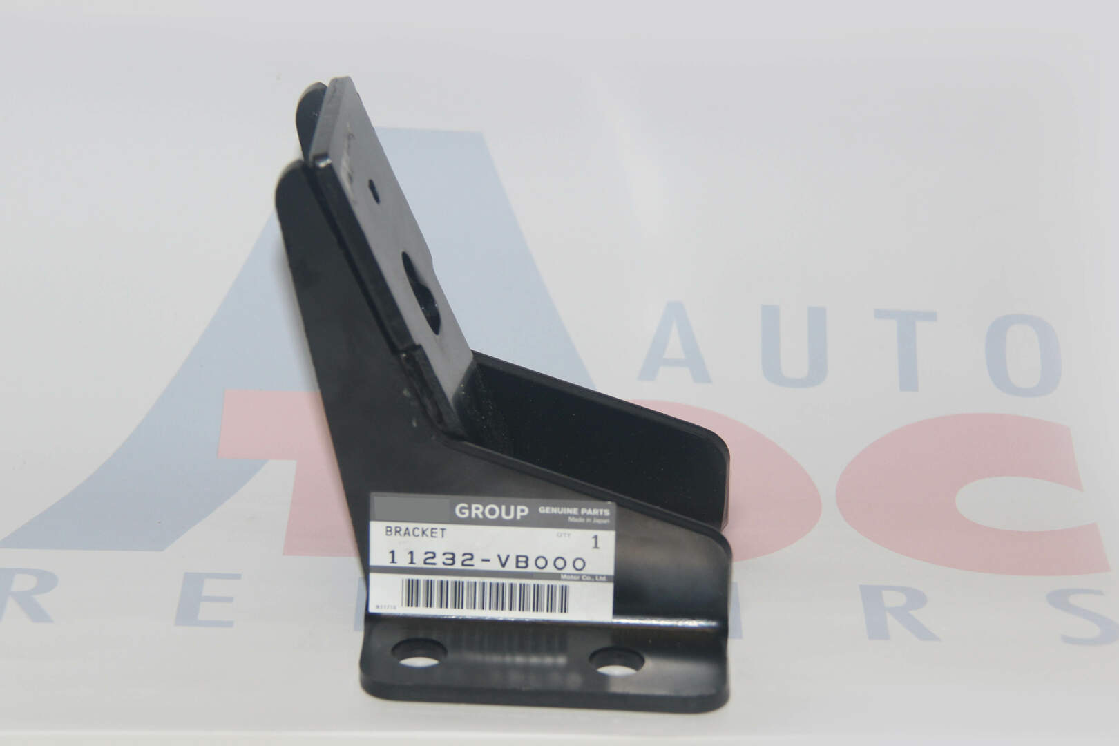 GENUINE NISSAN Right Hand engine mount Bracket to fit Nissan Y61 GU