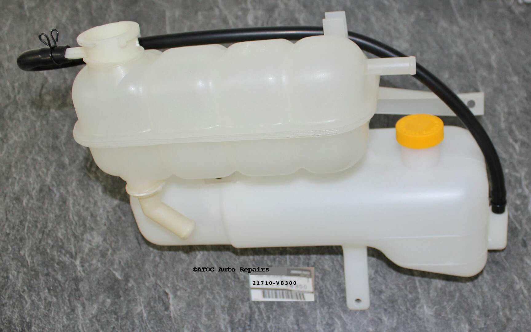 Genuine Nissan Patrol GU Y61 Coolant Expansion Tank - Fits ZD30 & TD42TI Engines (2000-2016) 7 thumbnail image