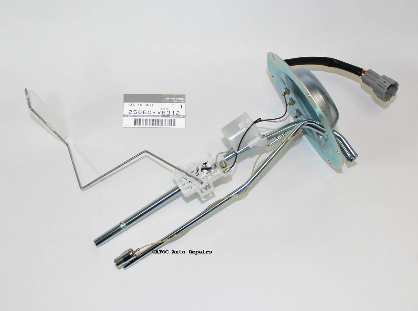 GENUINE NISSAN Main Fuel Tank pick up and sender to fit Nissan GU