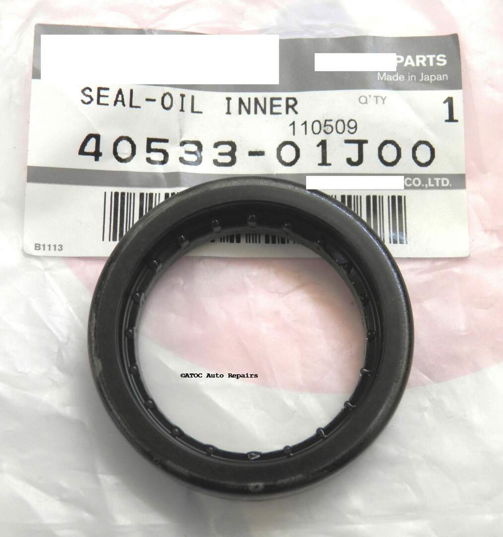 GENUINE NISSAN Front Axle seal to fit Nissan GQ GU Patrol ATOC Auto