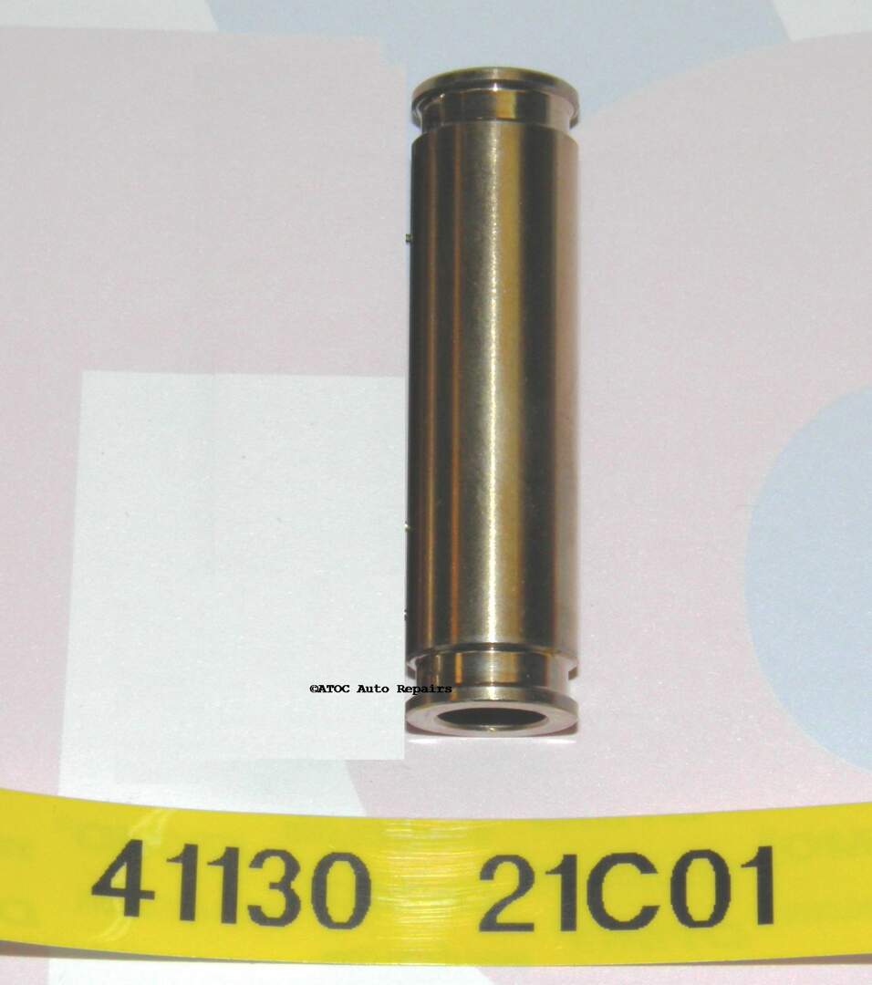 GENUINE NISSAN REAR LOWER Brake caliper guide PIN to fit Nissan GQ