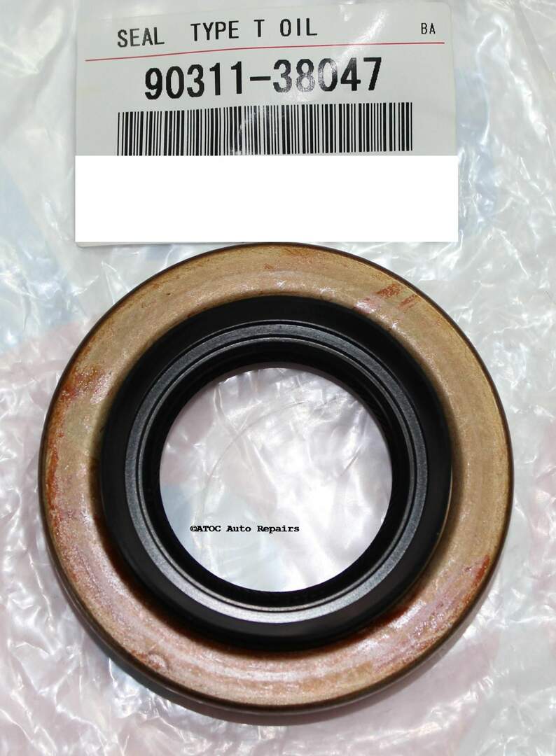 OEM Genuine Diff Pinion SEAL to fit Hilux, Landcruiser and Prado * see